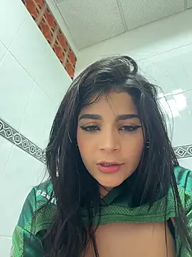 ArieliciousXXX webcam
