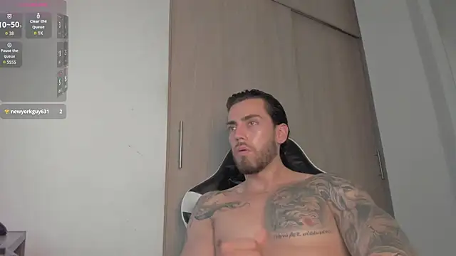 Axel__Blaze live cam on StripChat