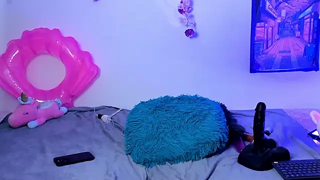 leyla_miller_ webcam