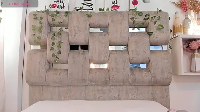 EmmyBellamy webcam