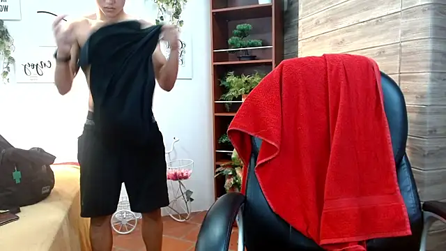 Ryan_grayx live cam on StripChat