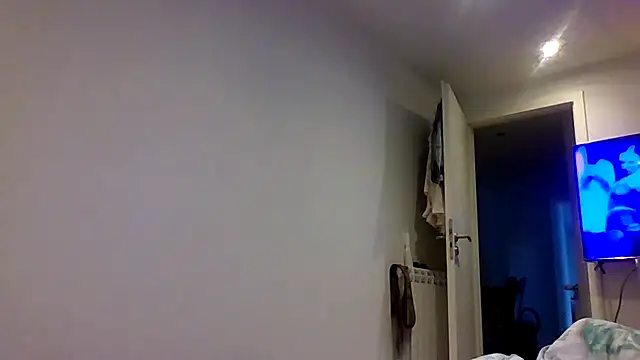 Loren4a live cam on StripChat