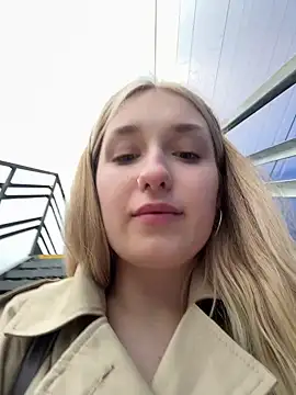 Polly_Pop webcam