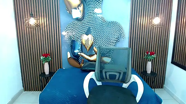 DeboraRaquel live cam on StripChat