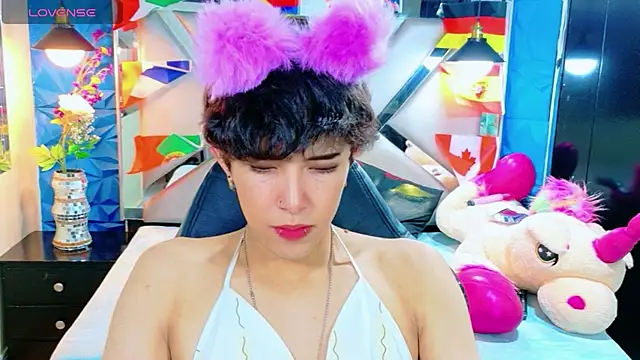 Alejandra_Raven webcam