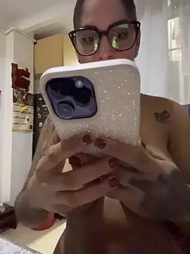 charlotte_stevenss_ webcam