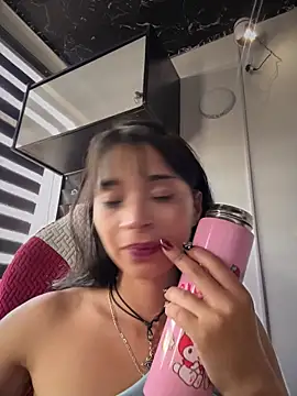 sasha-firee - Sasha-firee's free webcam - UK Sex Cams
