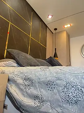 emily-Hornyy webcam