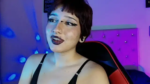 akiradoom webcam