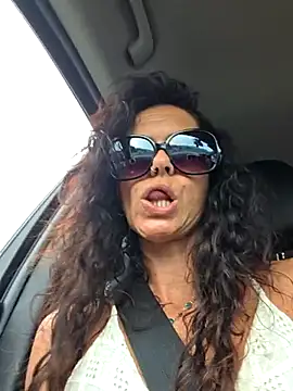 EmySkinny85 webcam