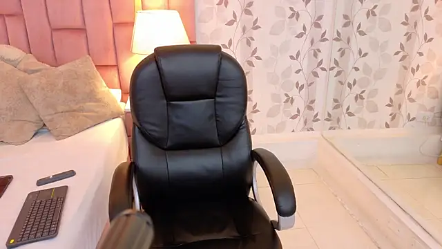 ArianaFranco webcam