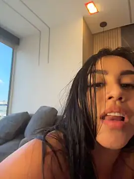 emily-Hornyy webcam