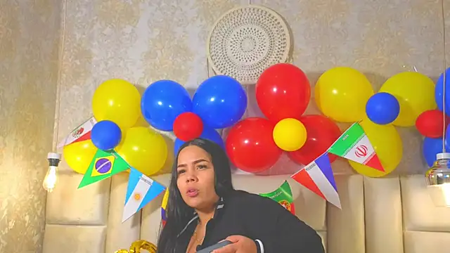 EmilyQueen3x webcam