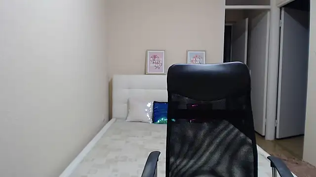 AnnaSweet18 webcam