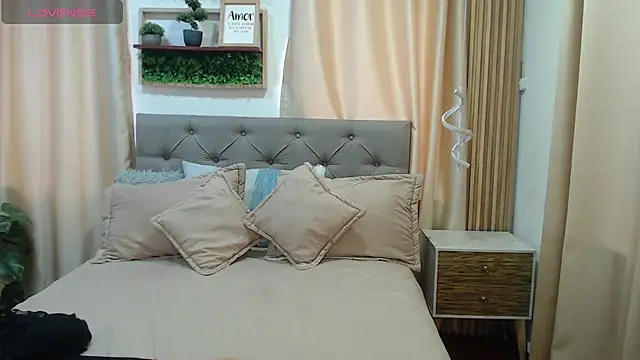 sasi_luna webcam