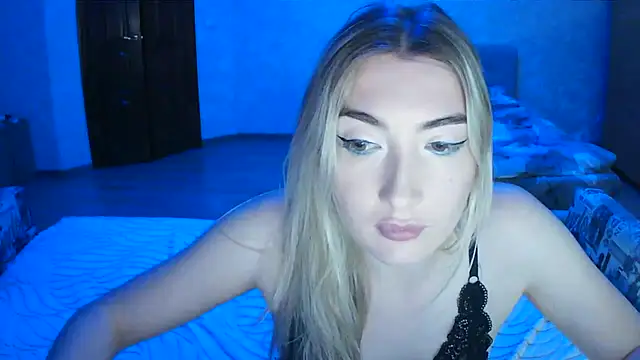Mira_royy live sex cam