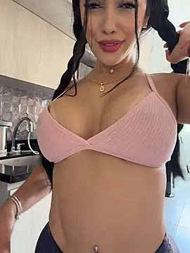 emma_andrew1 Live Webcam on Stripchat