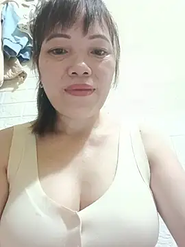 Sana-vn live cam on StripChat
