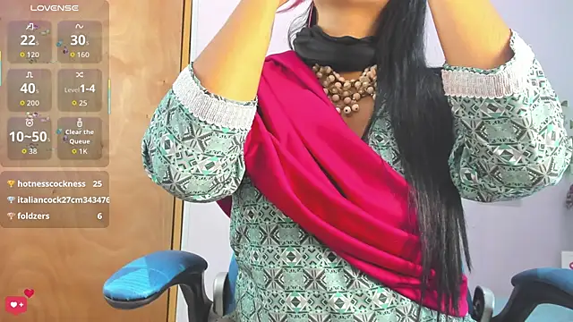 Iniya_Parul live cam on StripChat