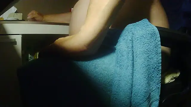 suedel65 live cam on StripChat