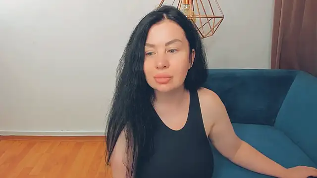 BrilliantGirll webcam