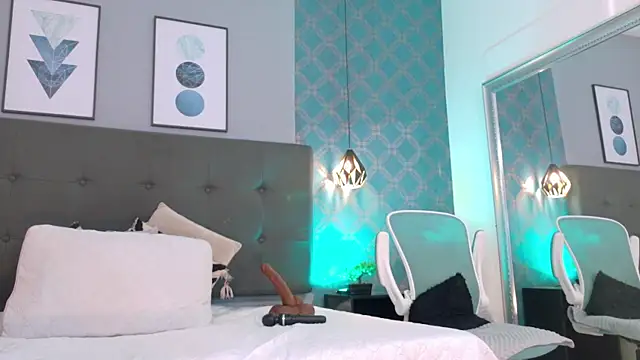 AmbarRoberts_ webcam