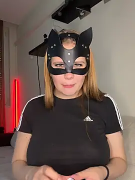 Mia_harmati webcam