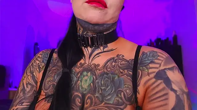 MistressDarkSindel webcam