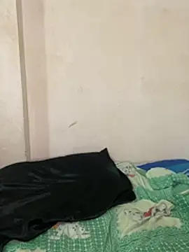 Nurvi_sharavya webcam