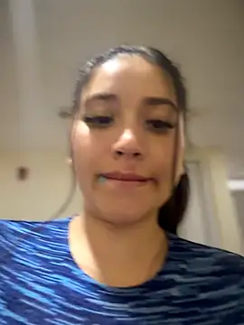Veronica_Wins_ webcam