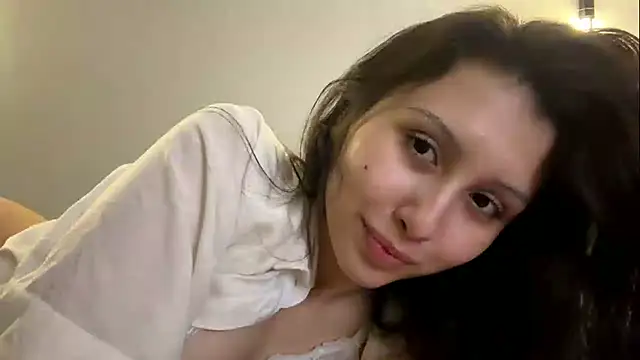 Alicekitty67 webcam