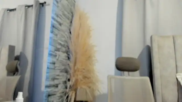 ArianaLaurent webcam