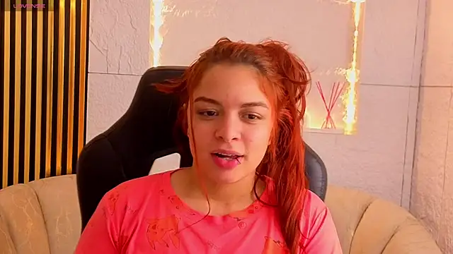 sofia_red_cn webcam