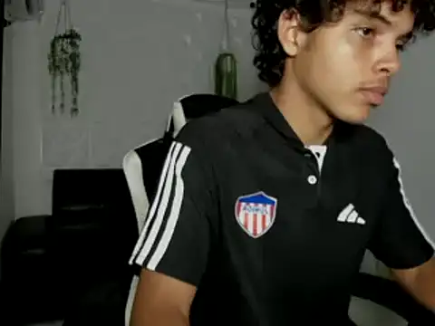 Boy_king28 webcam