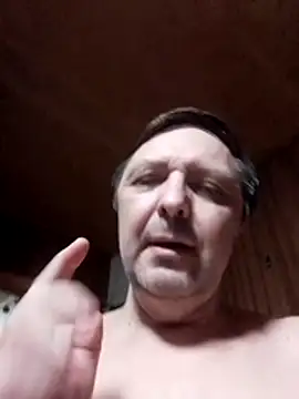 Pokaz2020 live cam on StripChat