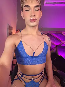 Cherry_zayden_ webcam