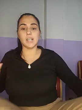 kariciasecreta webcam