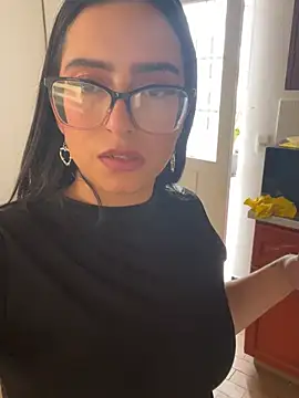 Kloenovoa- live cam on StripChat