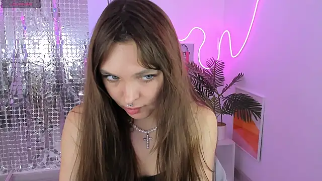 ChloeSunny webcam