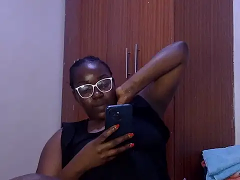 Sexy-suzy webcam