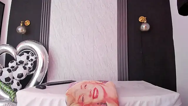 YummyDuooo webcam