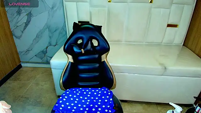 tatiscelis_tf webcam