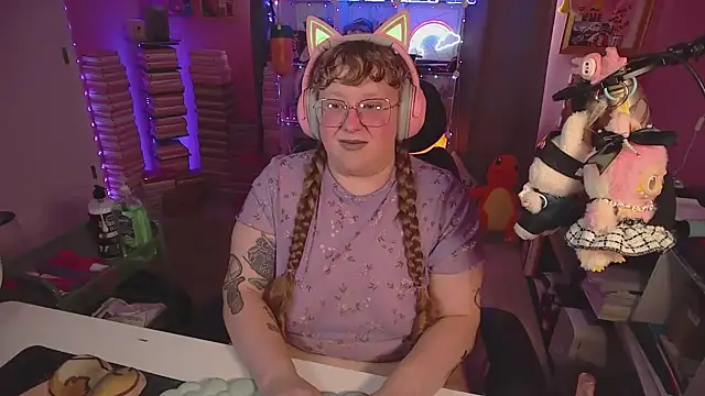 FatVeronica webcam