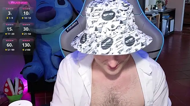 Gil_gamesh90 webcam