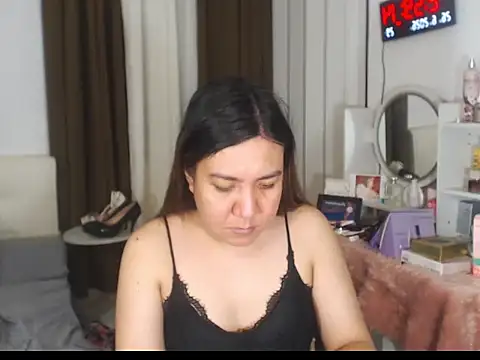 stellahugeX webcam