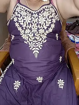 silky_rose29 webcam