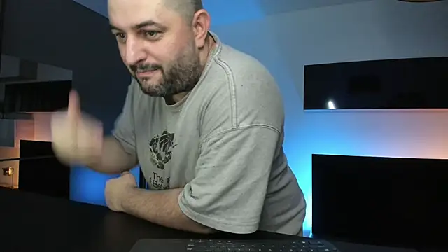 DravenPeak live cam on StripChat