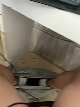 ololo1212 live cam on StripChat