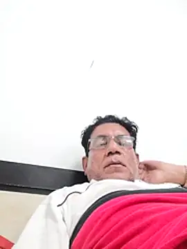 Aafreen999 live cam on StripChat