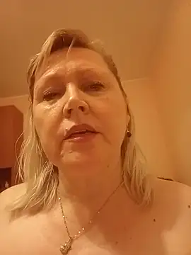 I_amVeronicle live cam on StripChat